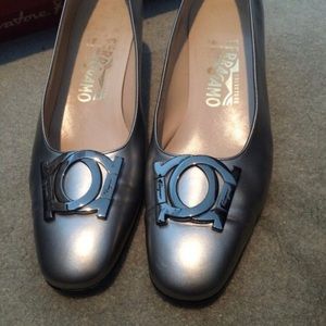 Salvatore Ferragamo Silver Calfskin Pumps Firenze